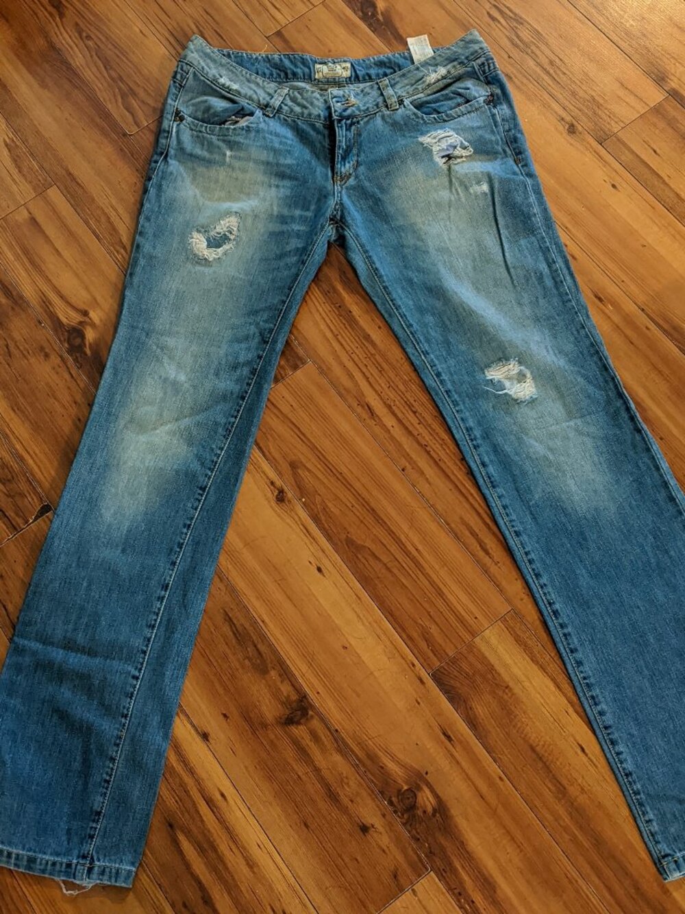 Vintage - Low Rise-SICKO NINETEEN DENIM- Distressed Blue Jeans